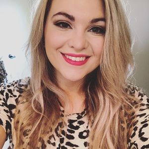 Meet your Posher, Noelle